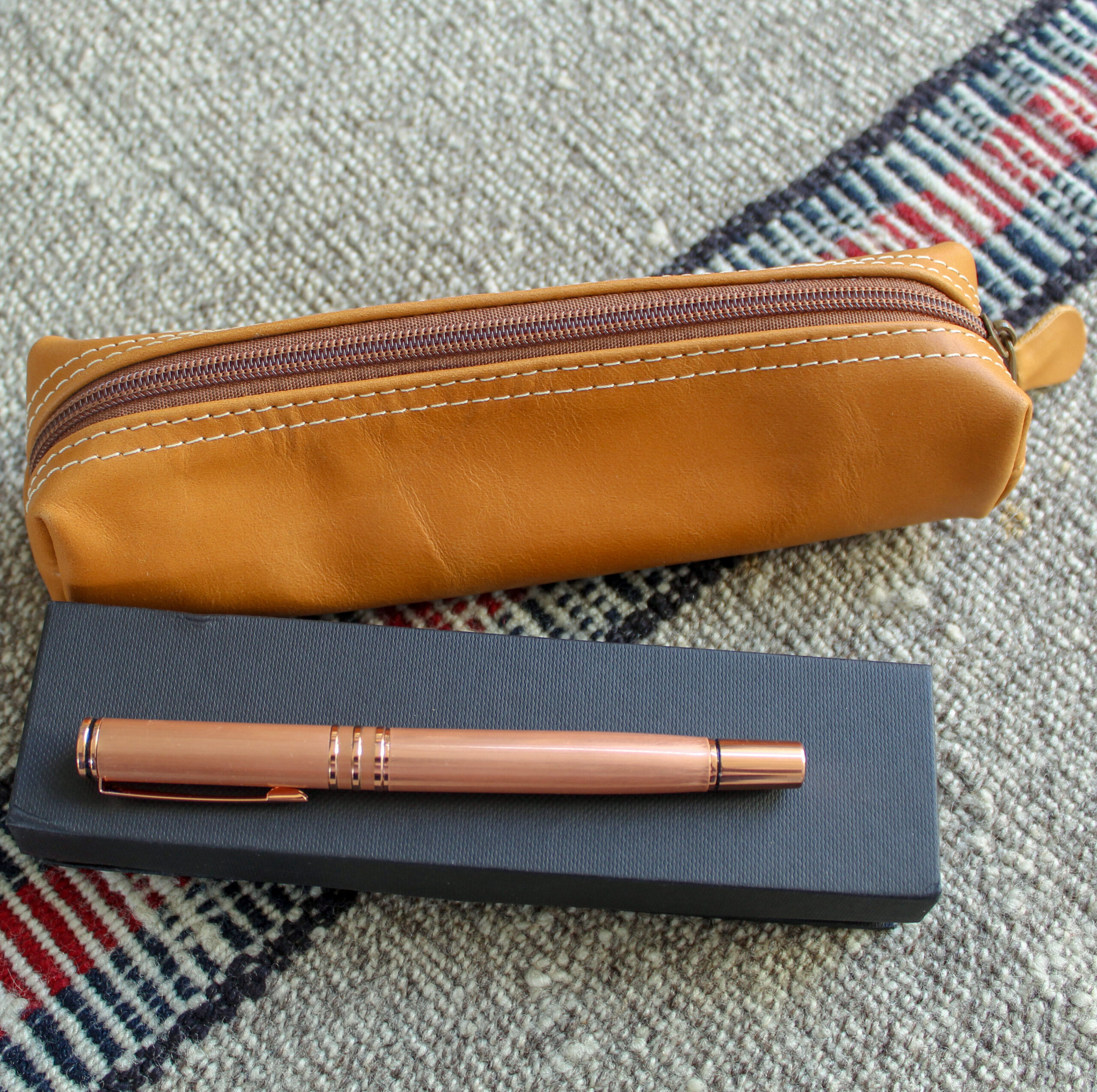 Estuche de Cuero – Lápiz Encobrizado